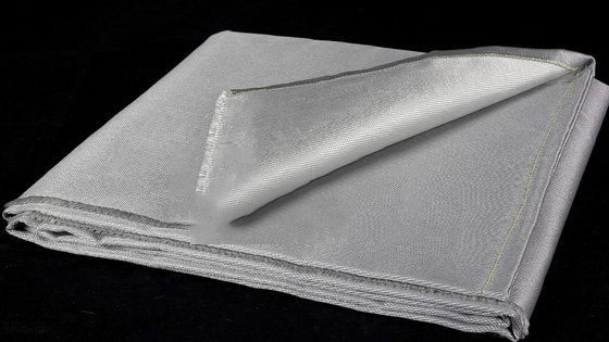 Heavy-Duty Fiberglass Fire Retardant Blanket 